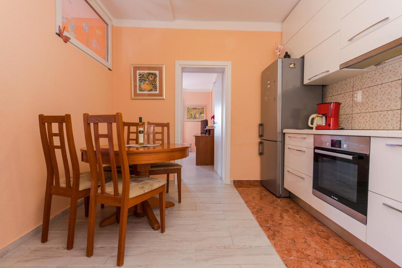 Apartments Marko โตรกีร์ ภายนอก รูปภาพ